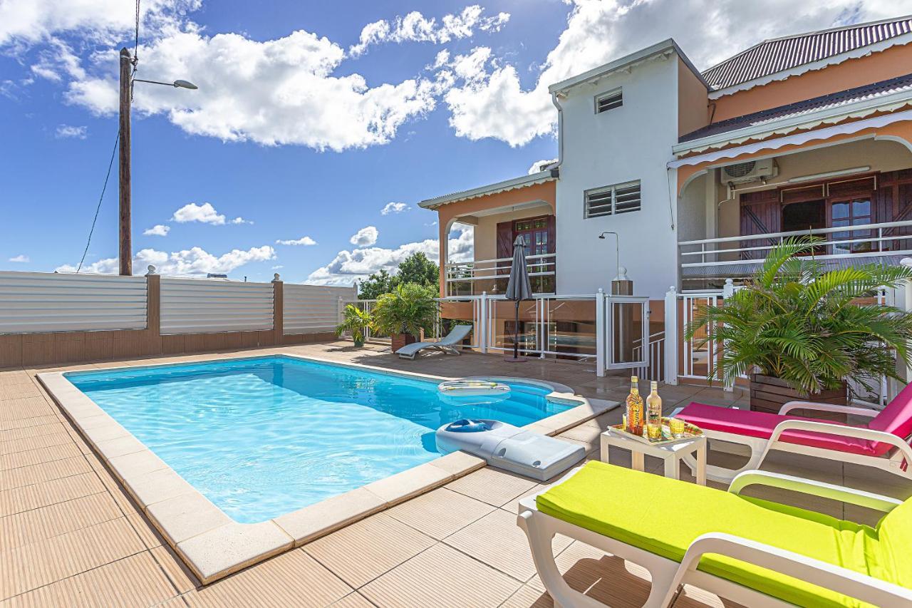 Chez Gerty Et Jocelyn Apartment Le Moule Bagian luar foto