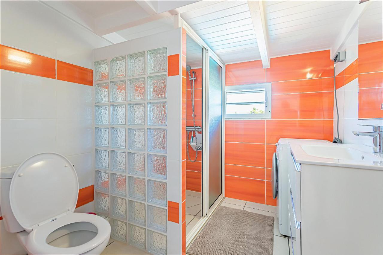 Chez Gerty Et Jocelyn Apartment Le Moule Bagian luar foto
